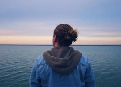 ده تفاوت میان تنهایی انتخابی و تنهایی ناخواسته در عصر دیجیتال ده تفاوت میان تنهایی انتخابی و تنهایی ناخواسته در عصر دیجیتال